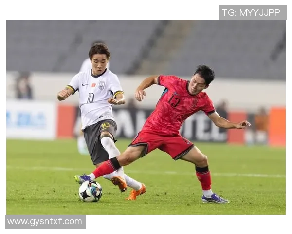 光头足球明星在韩国的崛起与传奇人生背后的故事揭秘 光头足球明星在韩国的崛起与传奇人生背后的故事揭秘