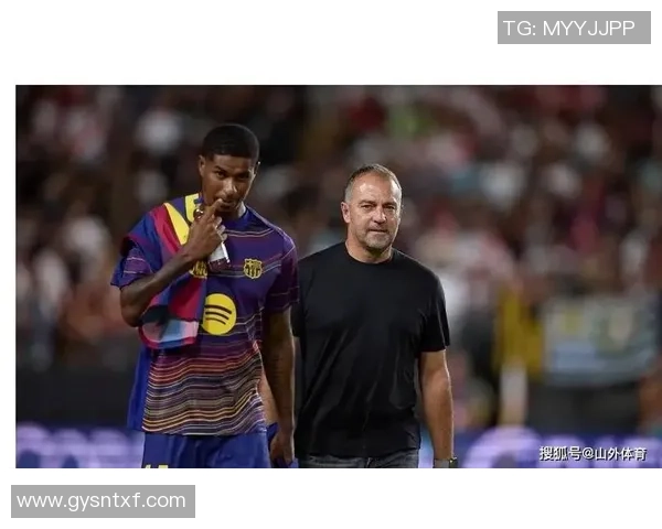 足球明星素质堪忧引发争议球场内外行为令人失望的现象分析